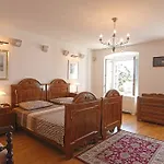 Villa 4 Bedroom In Old Cavtat