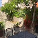 4 Bedroom In Old *