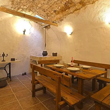 4 Bedroom In Old 别墅