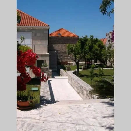 4 Bedroom In Old * Cavtat